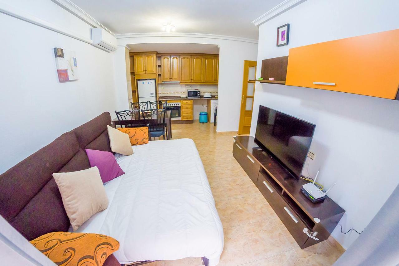 Homely Apartments Noruega ตอร์เรเวียคา ภายนอก รูปภาพ
